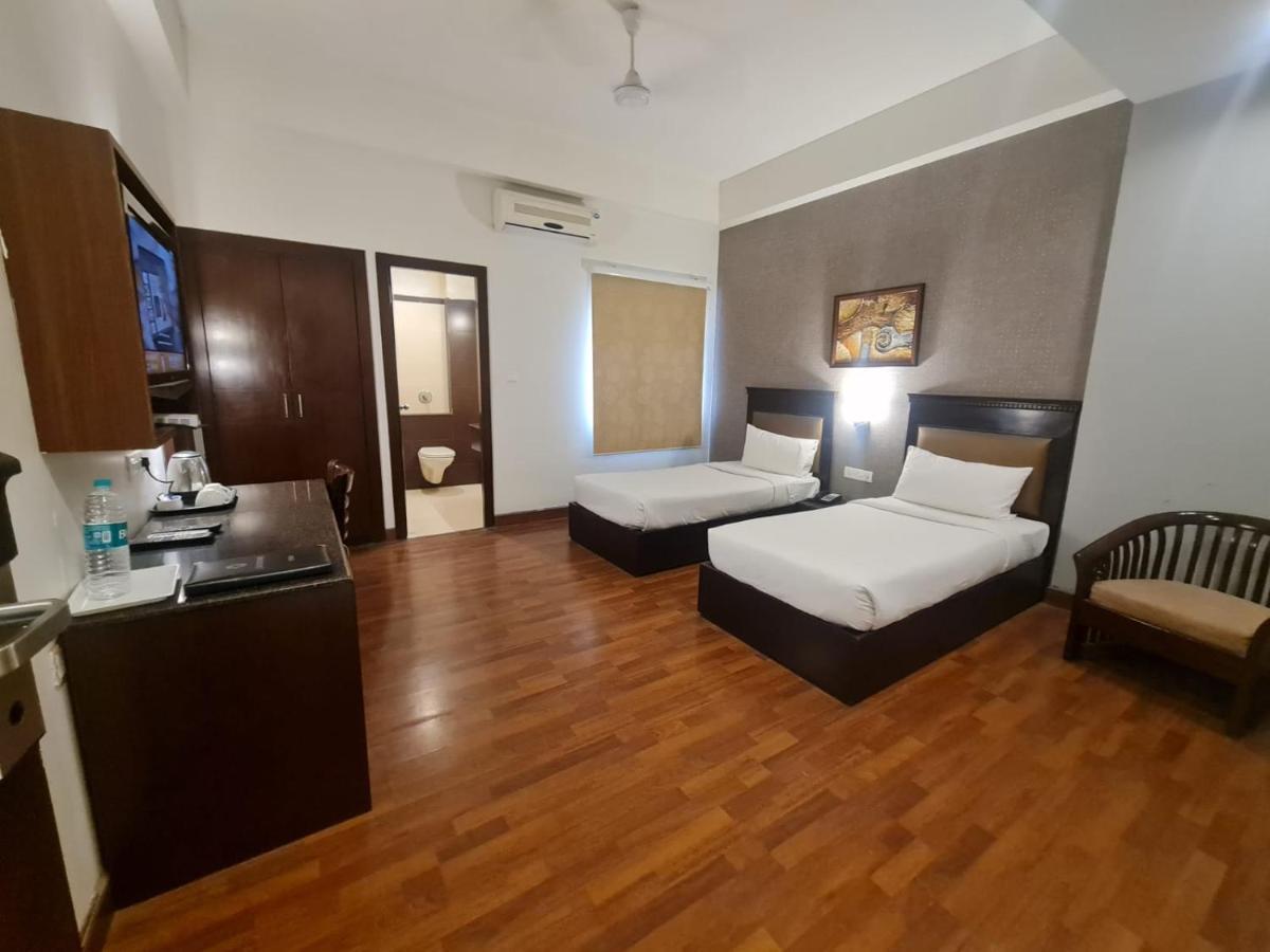 Hotel Lemon Park Haldwāni Kültér fotó